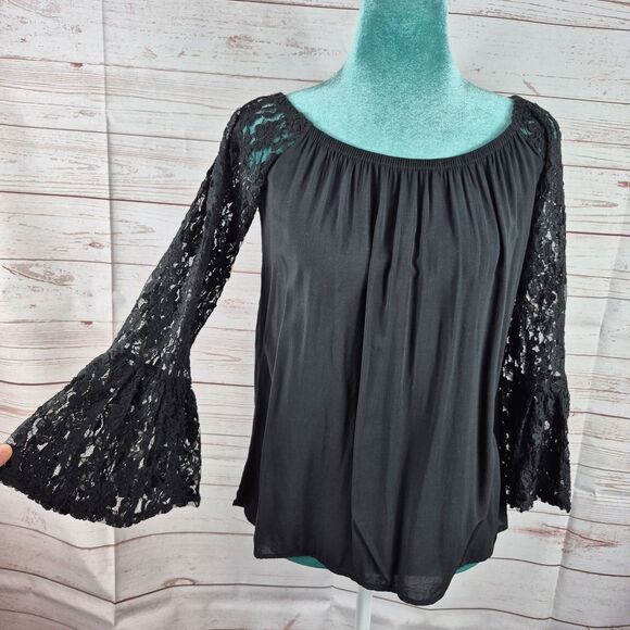 Altar'd State Tops - Altar'd State Black Lace Top Sz Small Whimsigoth Fairy Grunge Boho Off Shoulder